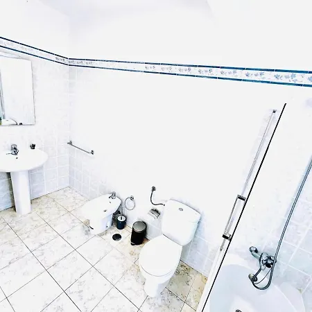 Apartament Com Vista Rua Da Oura -