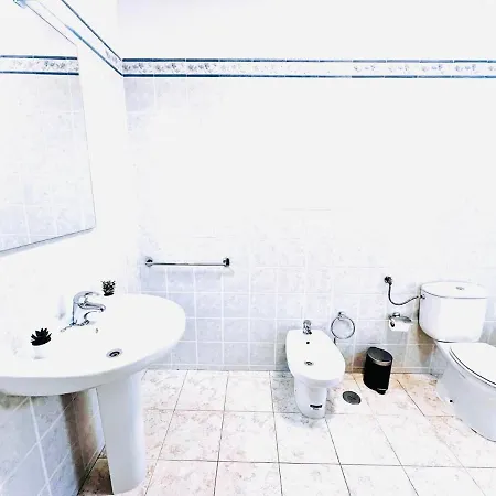 Com Vista Rua Da Oura -