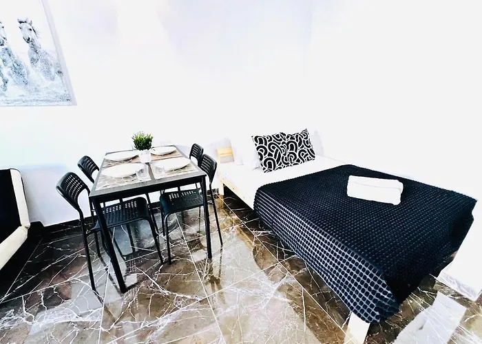 Com Vista Rua Da Oura - Albufeira