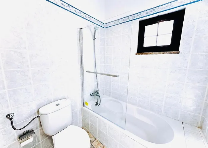 Apartment Com Vista Rua Da Oura - *